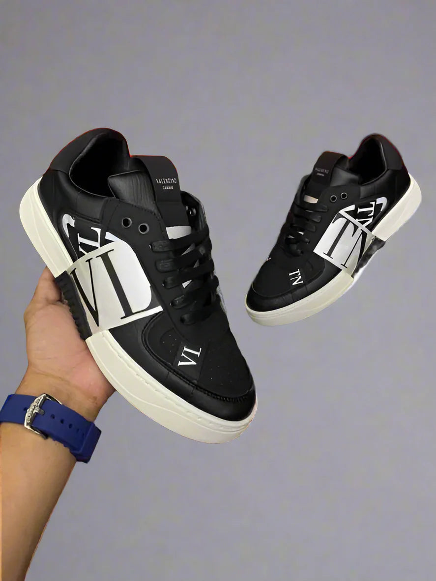 Adidași Valentino Garavani Stars VLTN – Stil Urban cu ADN de Lux Italian