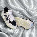 Adidași Amiri – Streetwear de Lux cu Atitudine Artistică