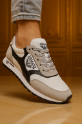 Adidași Armani pentru Bărbați – Eleganță Italiană și Confort de Lux