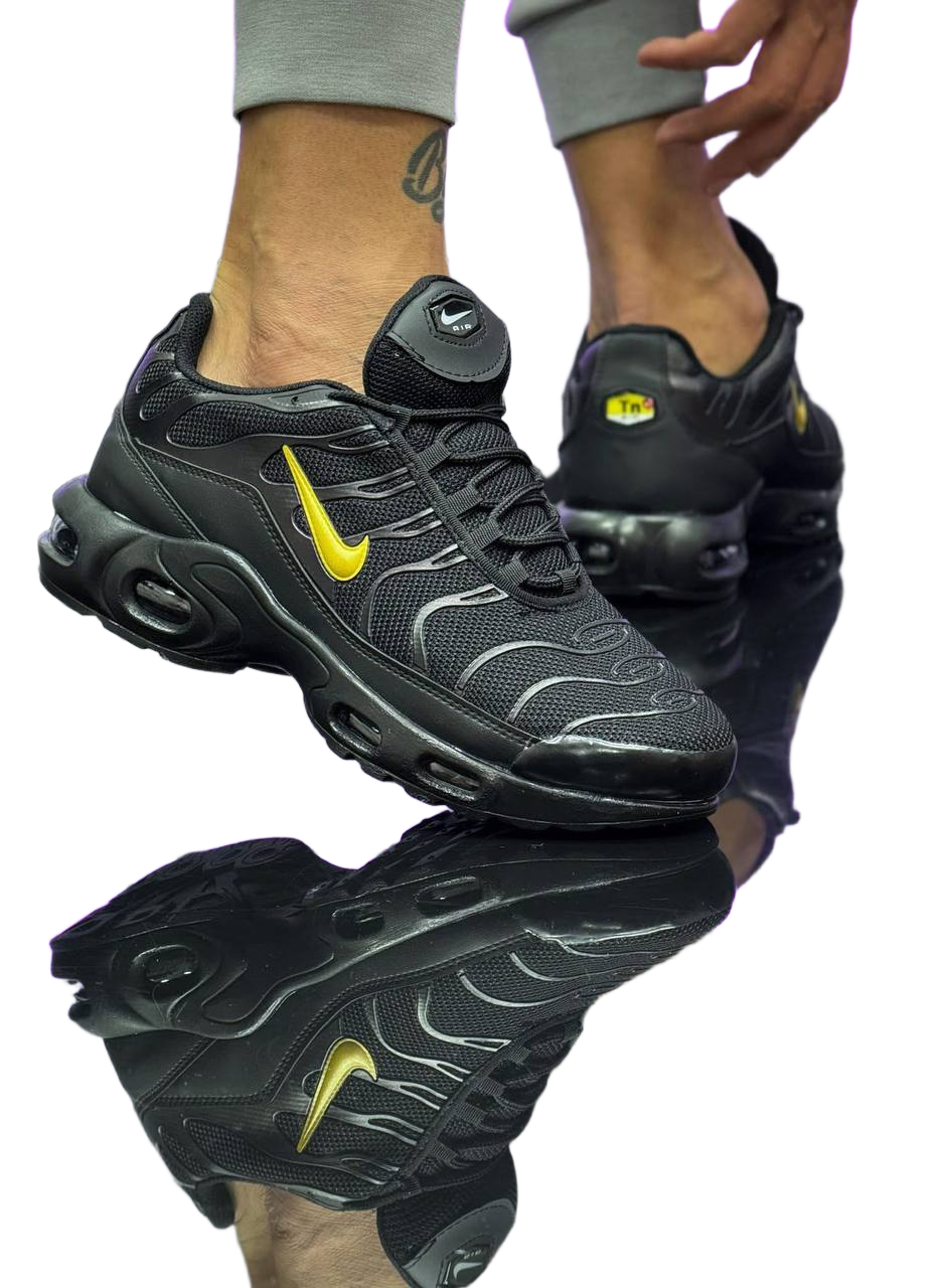 Adidași Nike TN LX – Legendarul TN