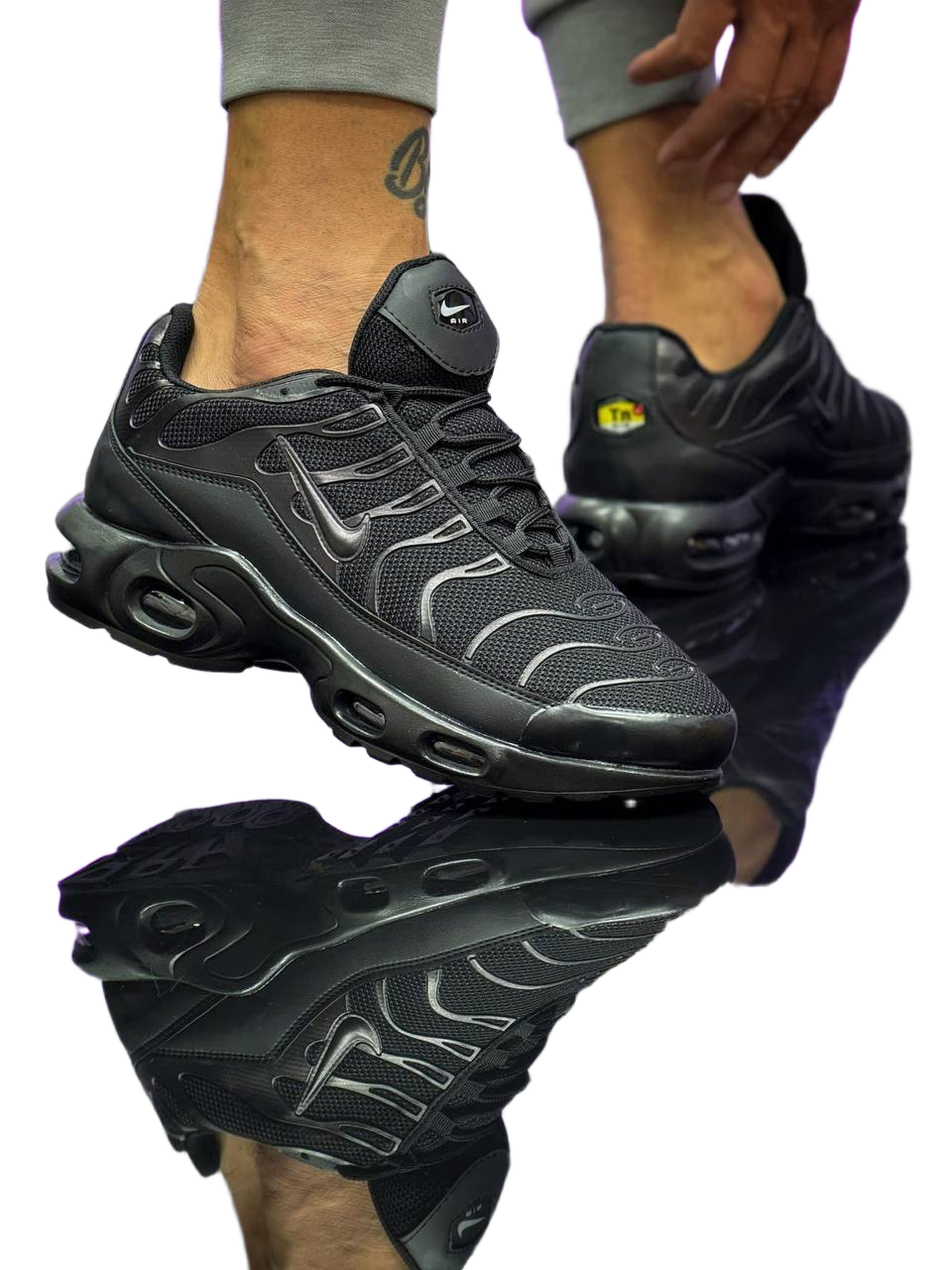 Adidași Nike TN LX – Legendarul TN